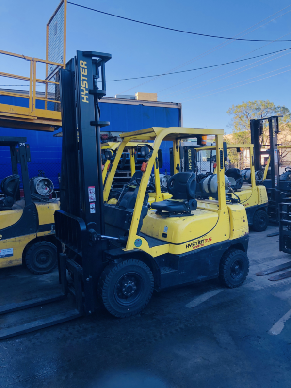 Hyster 2.5t Counterbalance Forklifts